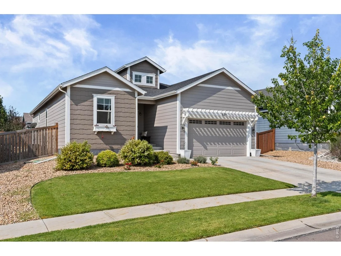 Photo of 225 Dorothy Dr