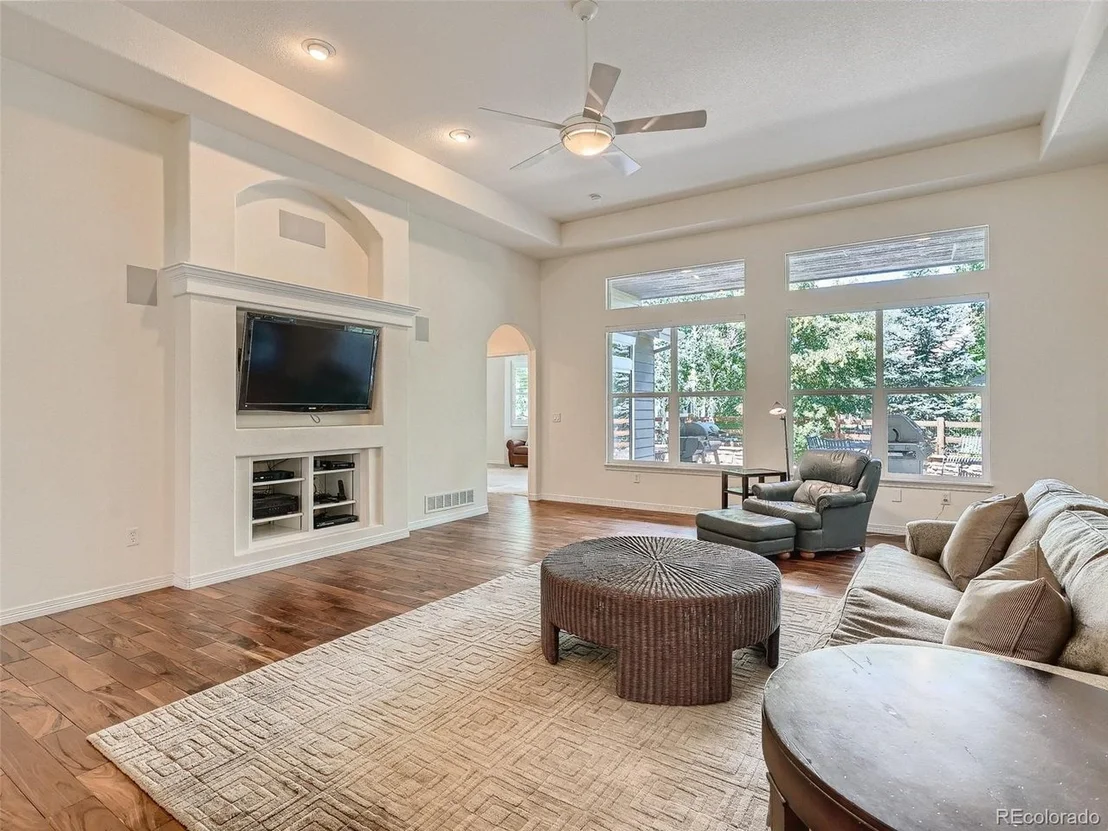 Photo of 4637 Rabbit Mountain Rd