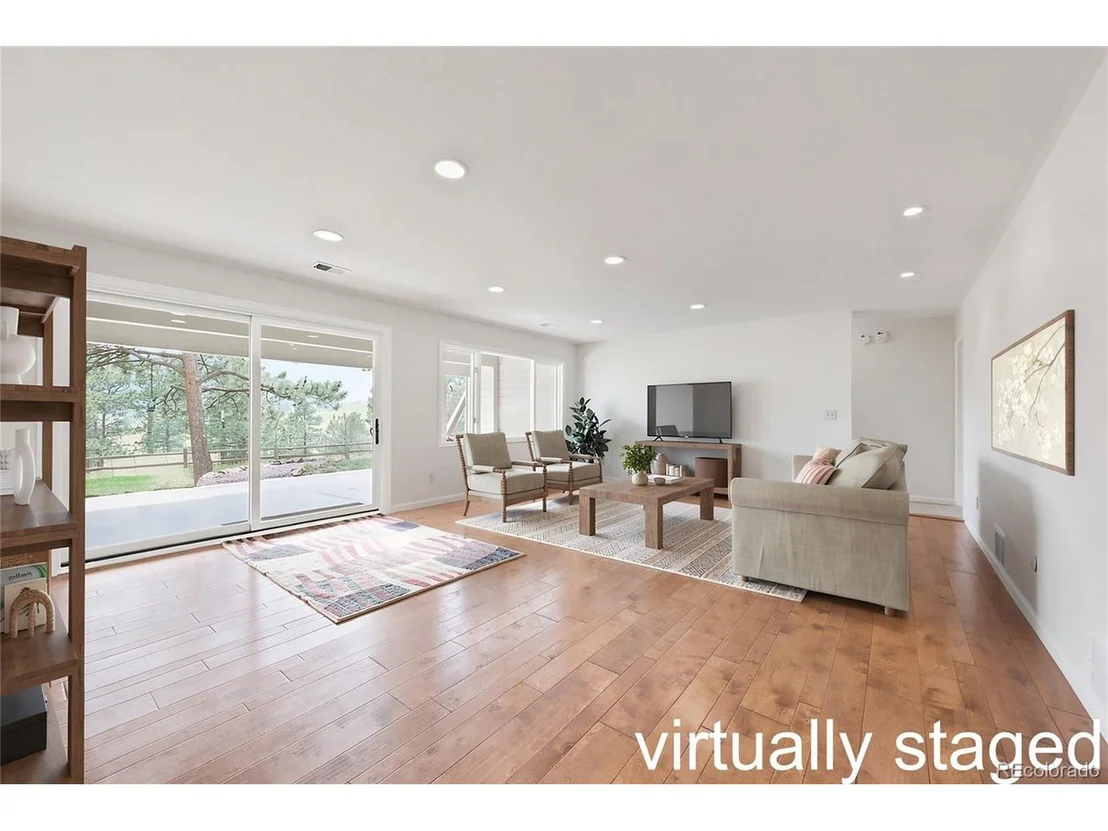 Photo of 2161 Torrey Pine Dr