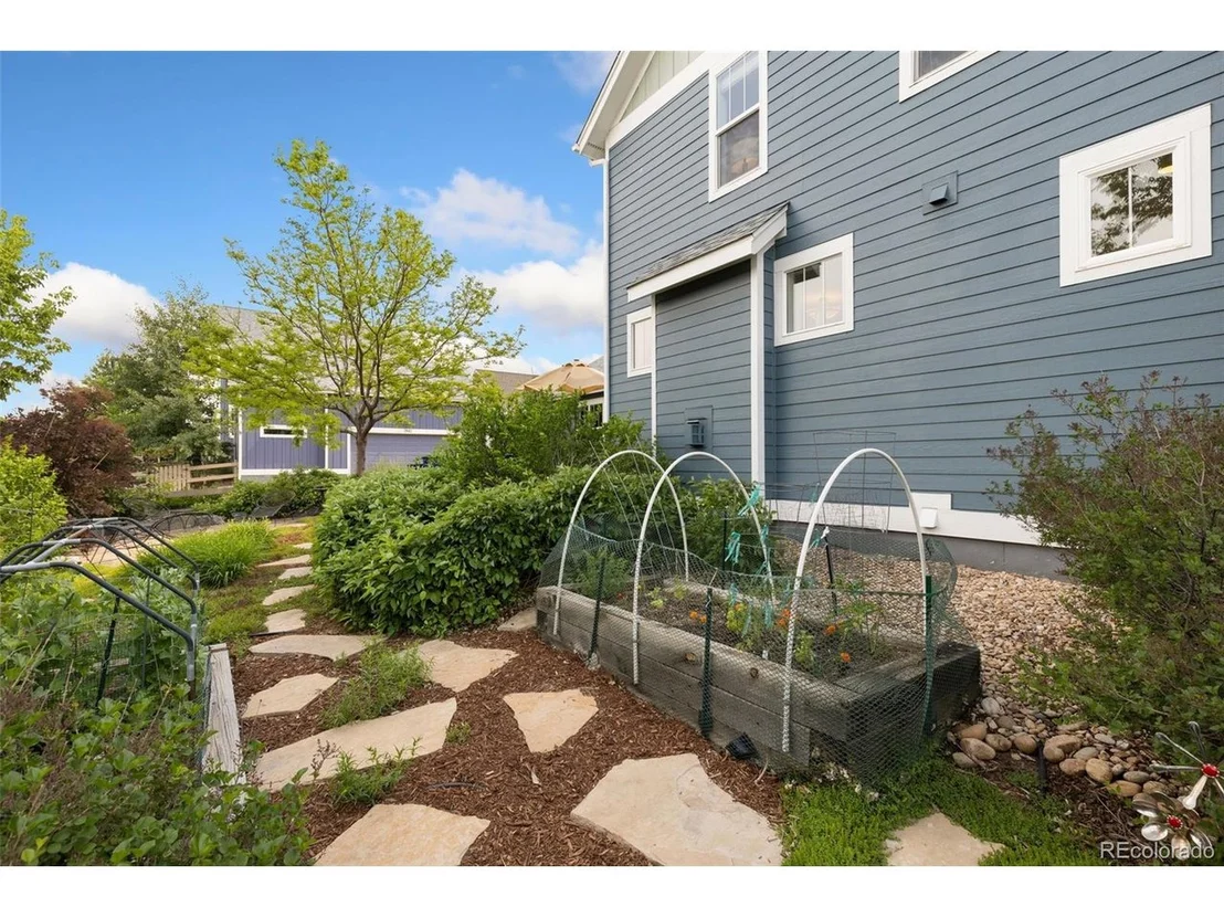 Photo of 2856 Shadow Lake Rd
