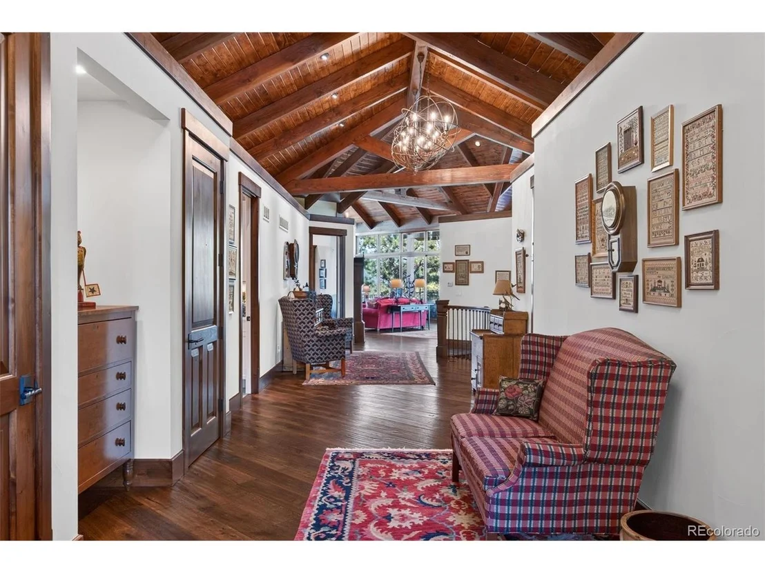 Photo of 1028 Blue Grass Trl