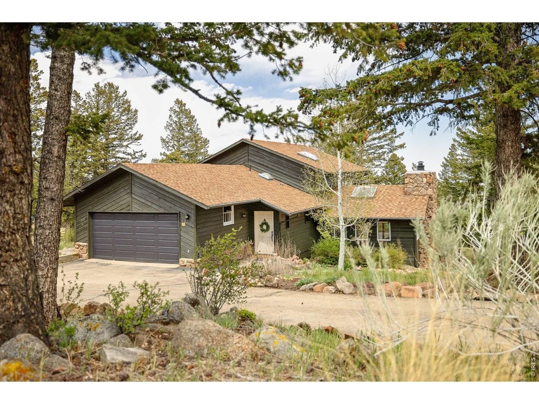 Photo of 124 Deer Trail Cir