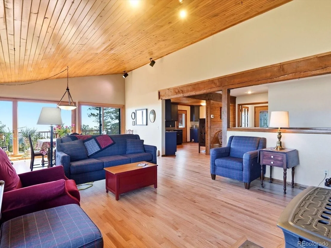 Photo of 345 Deer Trail Cir