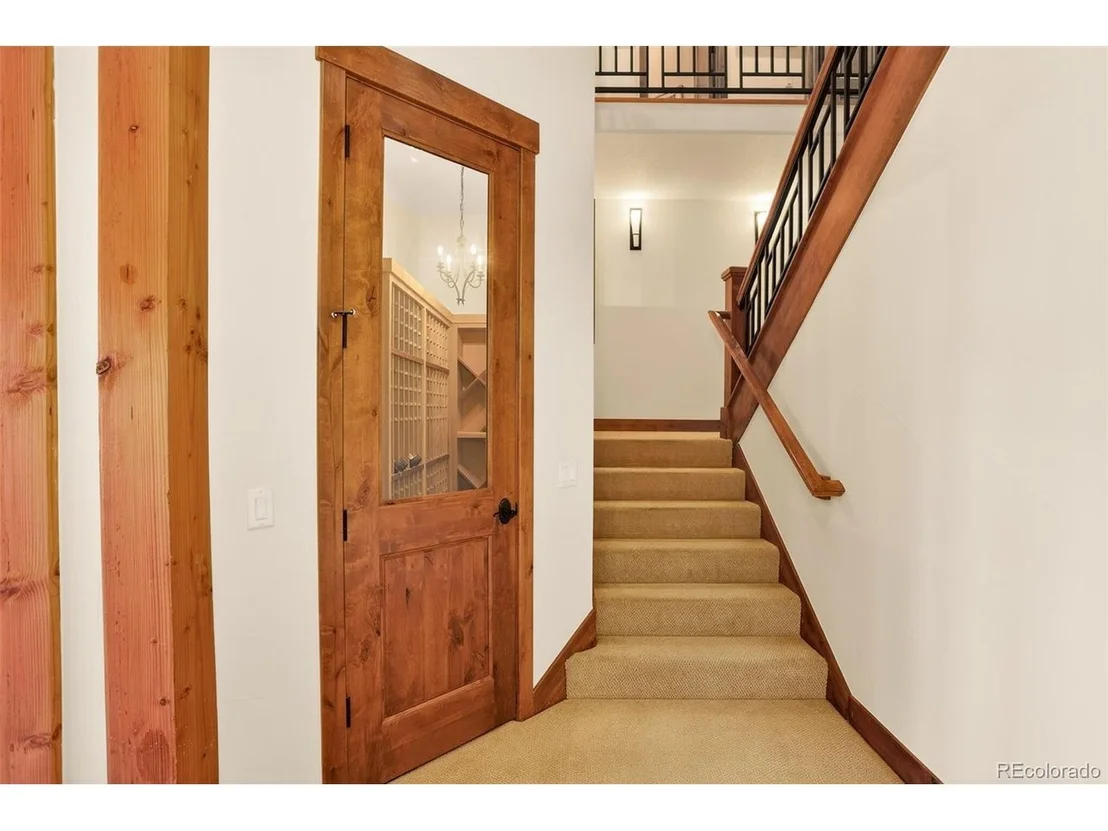 Photo of 524 Humphrey Dr
