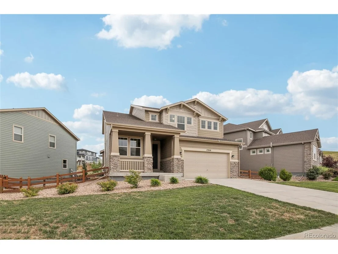 Photo of 17950 W 94th Dr