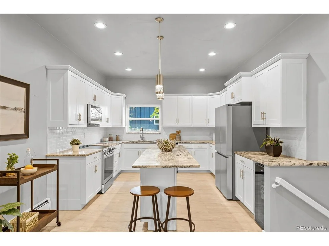 Photo of 2386 Crabtree Dr