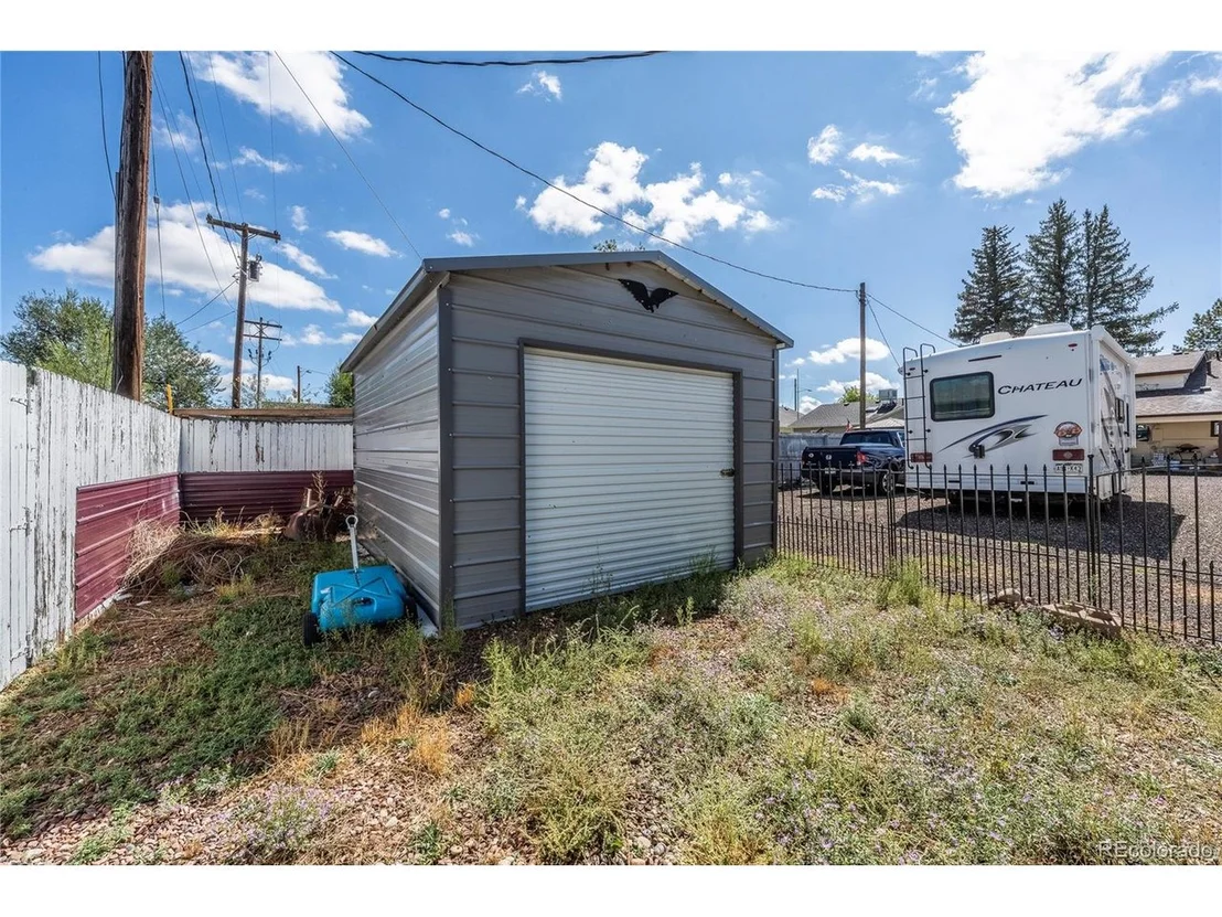 Photo of 421 Comanche St