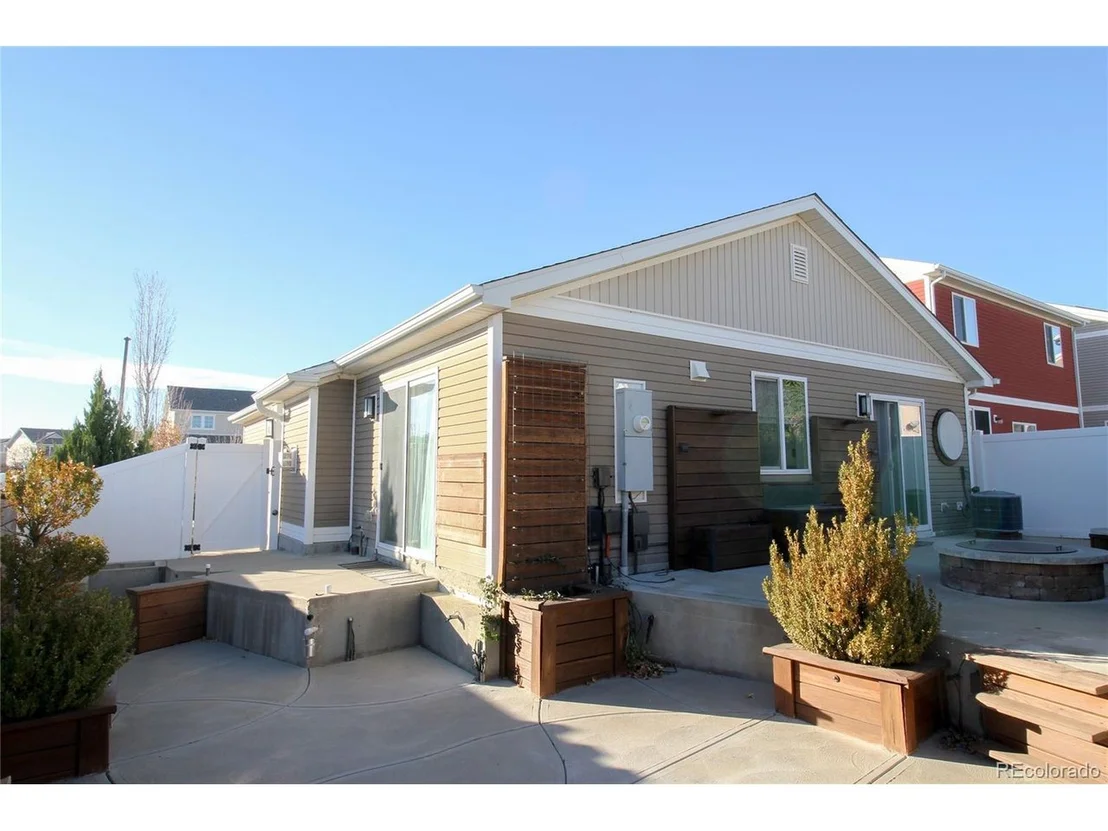 Photo of 5562 Killarney St