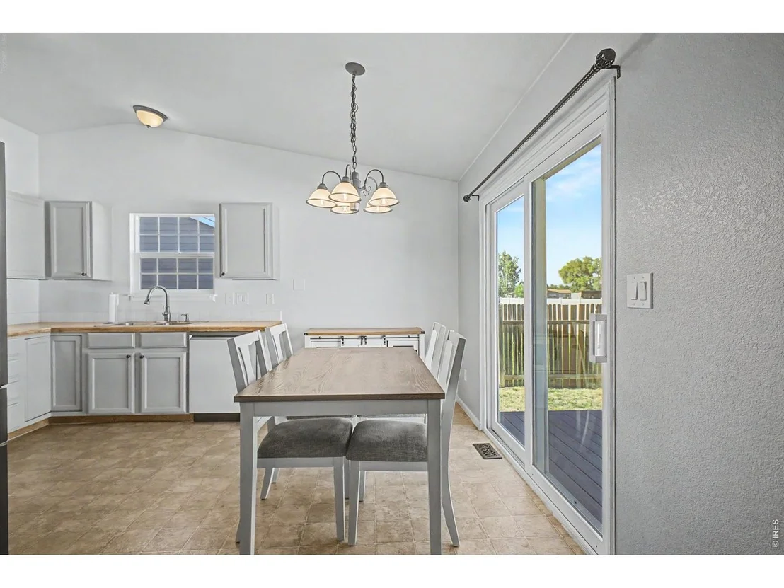 Photo of 2034 Birch Ave