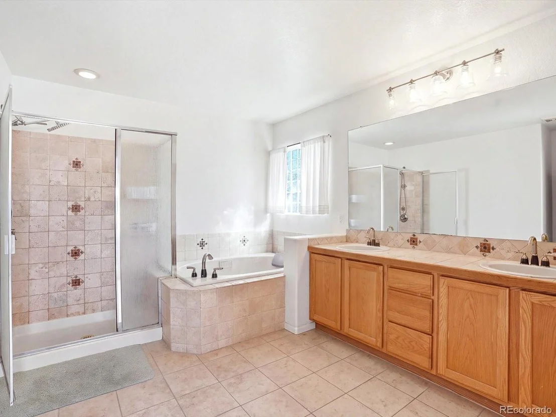 Photo of Unit 2 at 20000 Mitchell Pl