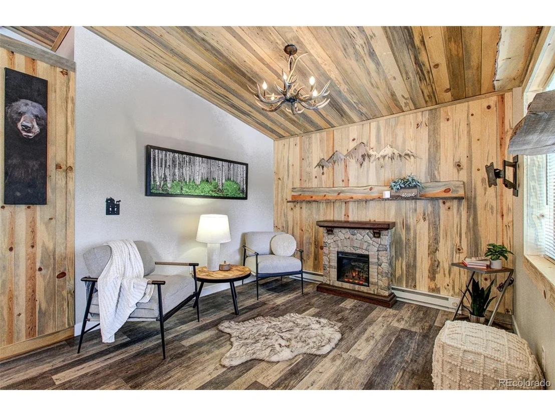 Photo of 295 Valley Rd