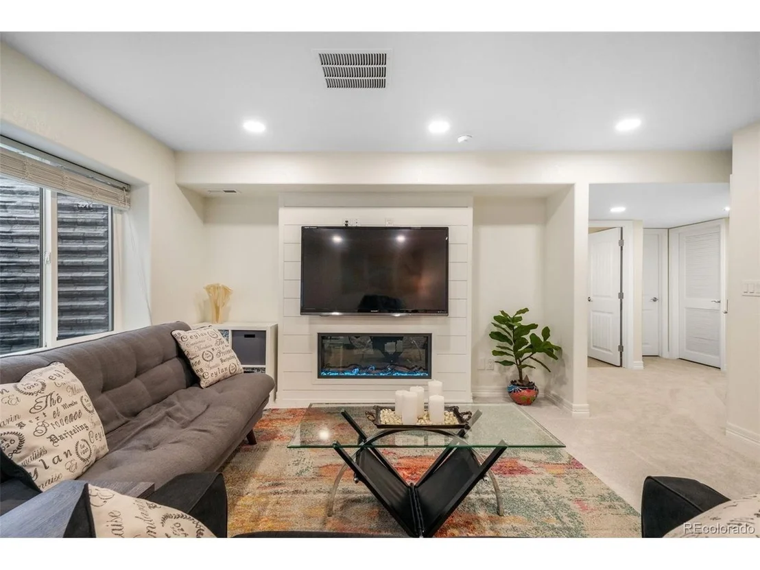 Photo of 761 Tailings Dr