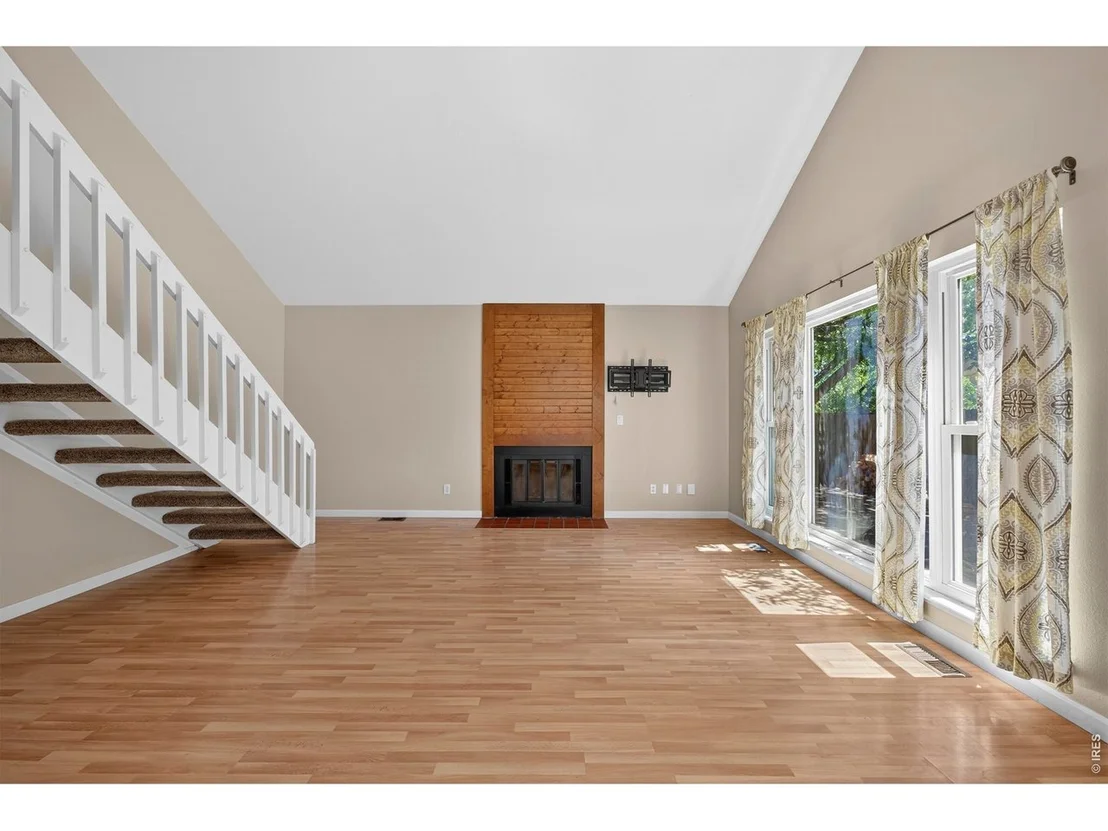 Photo of 4535 Seaway Cir