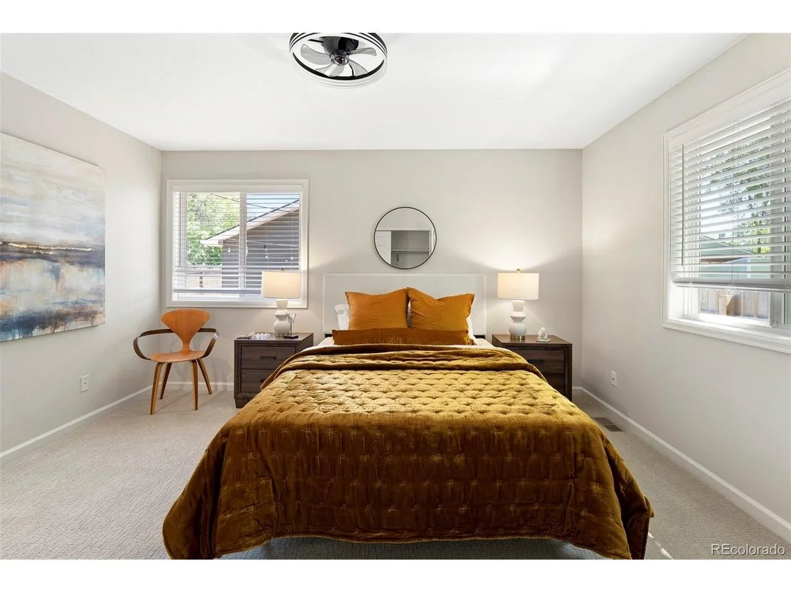 Photo of 818 Baker St