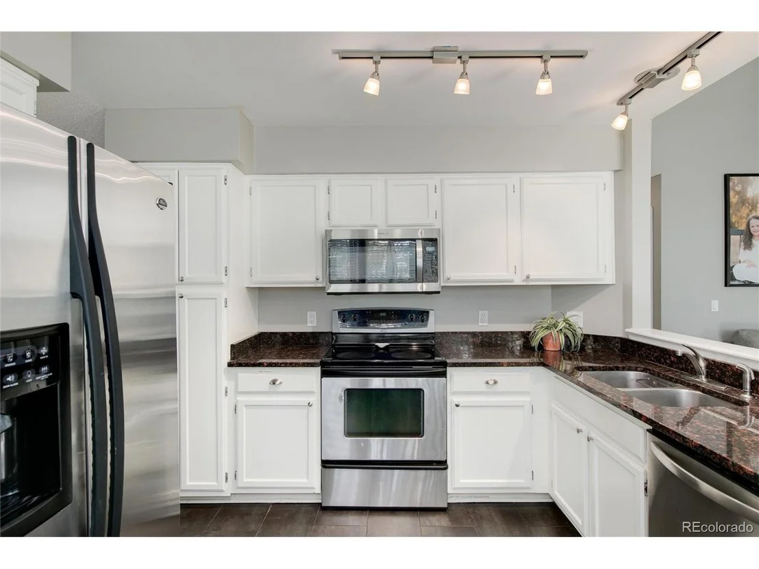 Photo of 882 Garden Dr