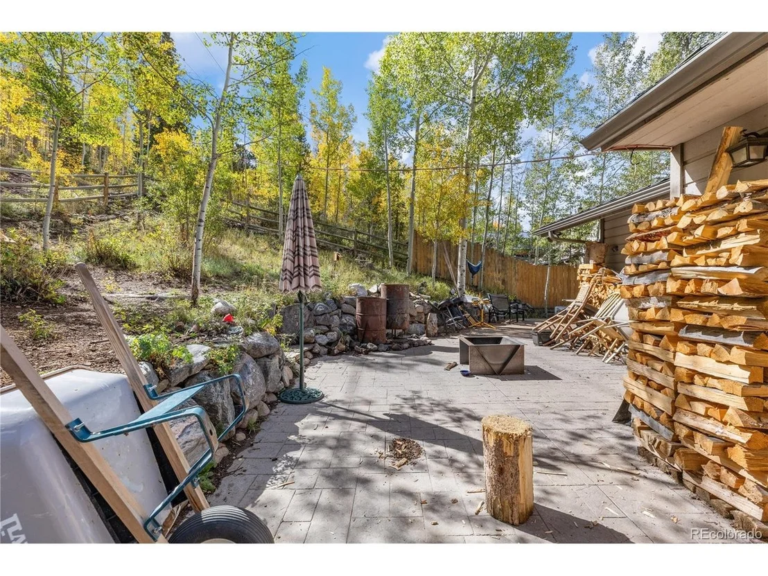 Photo of 208 Deer Path Rd