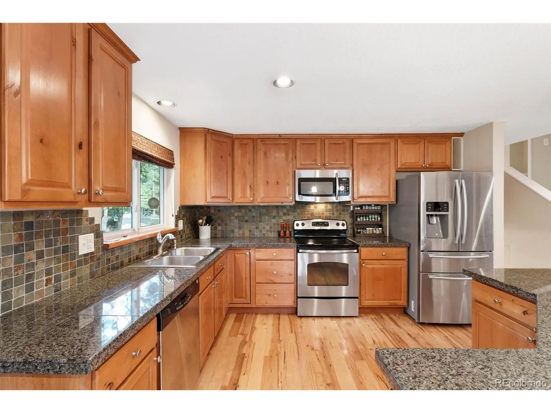 Photo of 6561 Valley Cir