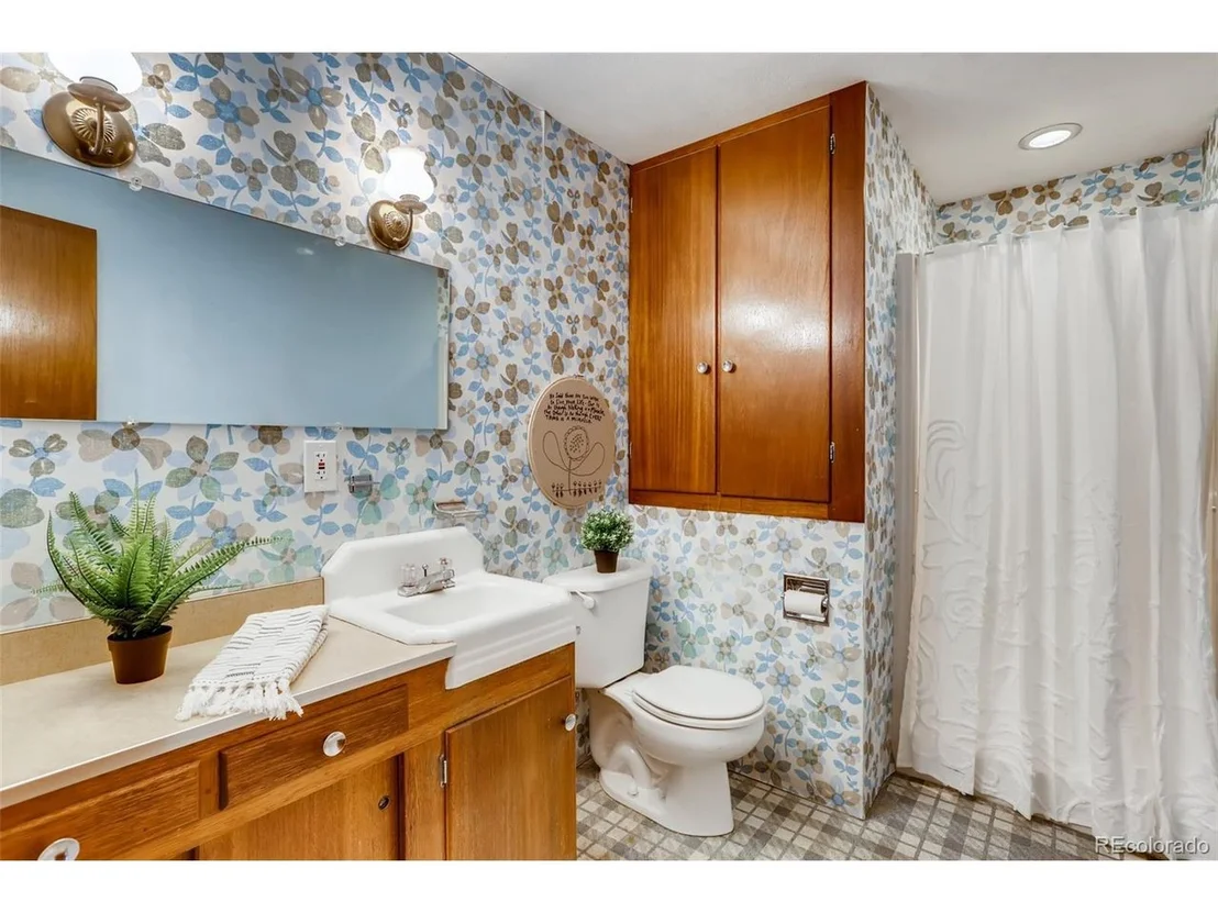 Photo of 7800 Hygiene Rd