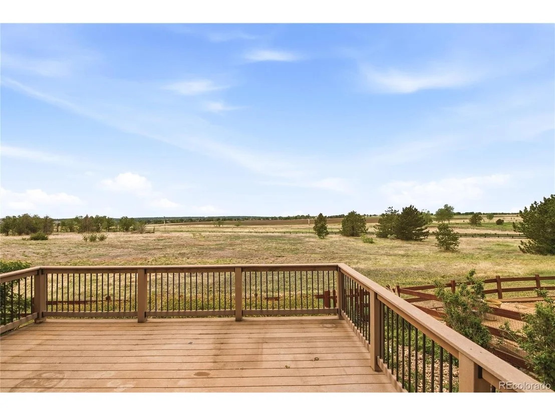 Photo of 4300 Red Deer Trl