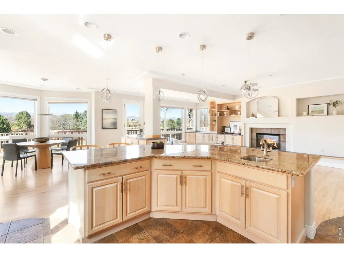 Photo of 7247 Longview Dr