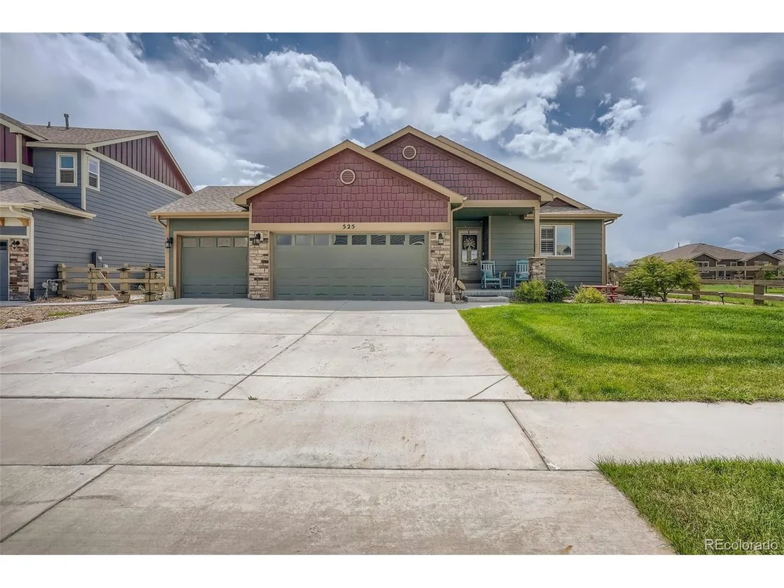 Photo of 525 Capitol Reef St