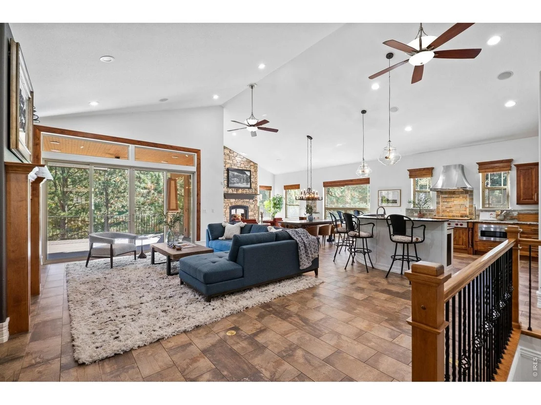 Photo of 2328 Saddleback Dr