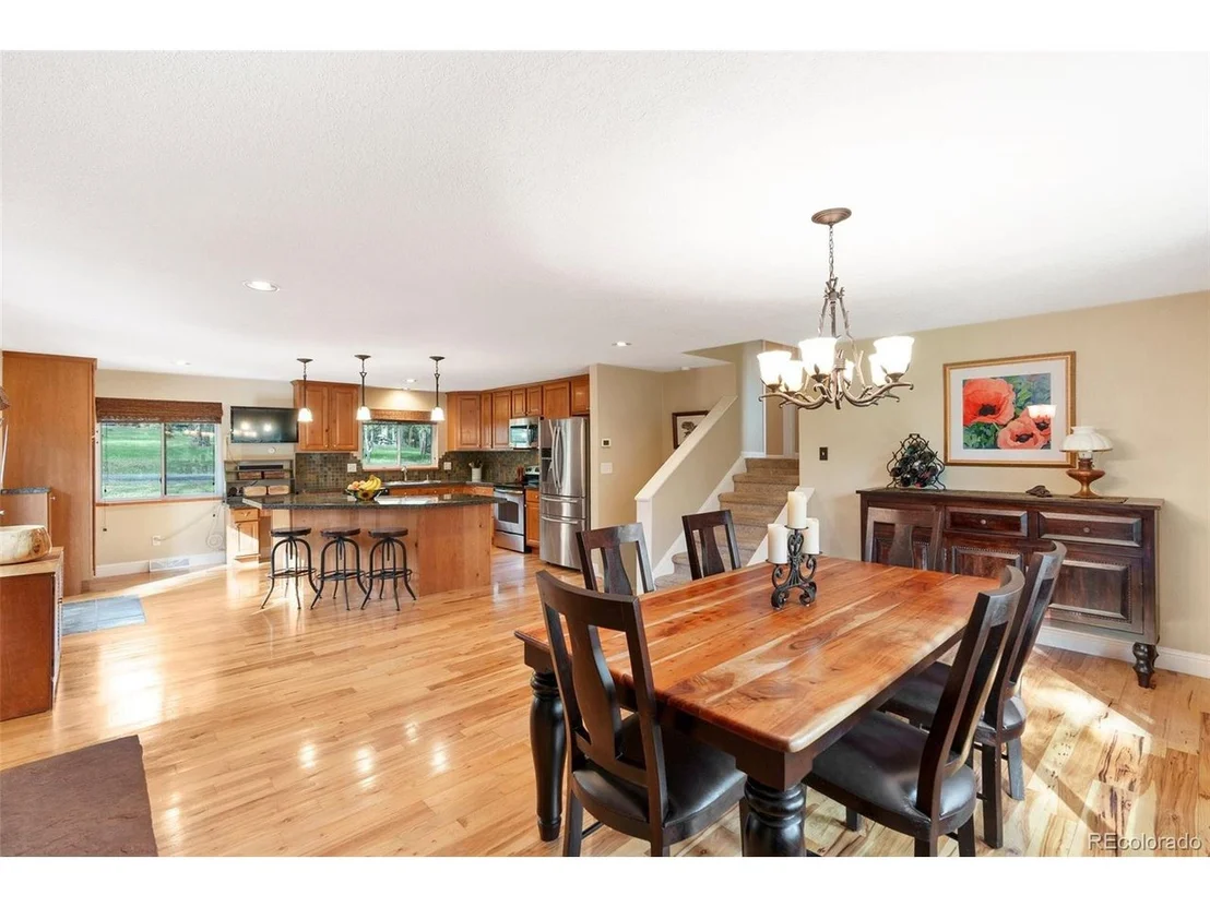 Photo of 6561 Valley Cir