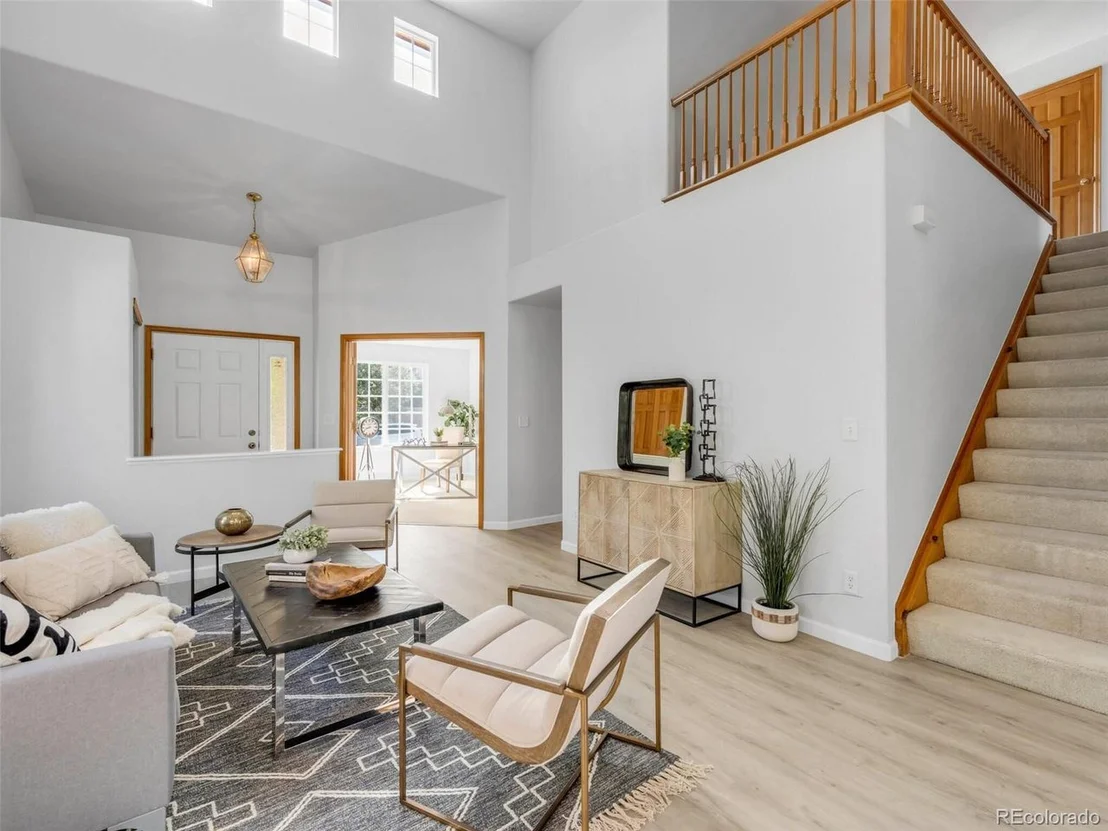 Photo of 903 Grays Peak Dr