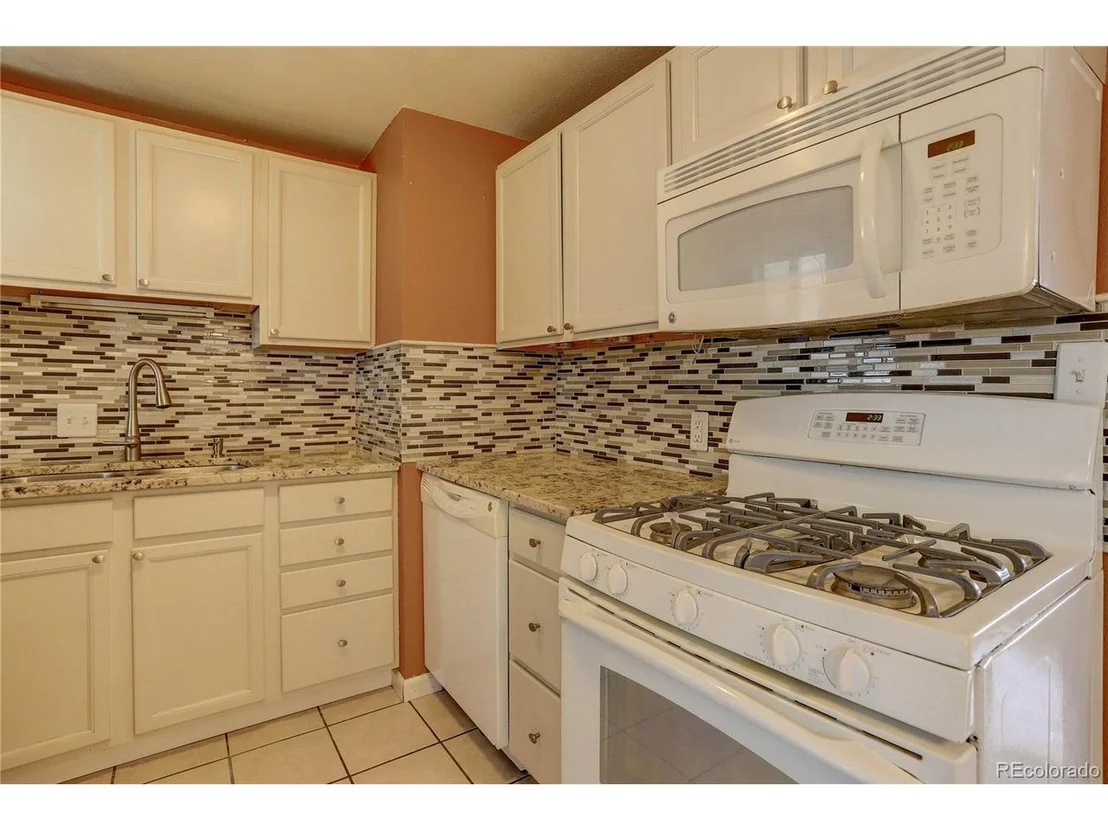 Photo of 6837 W 53rd Pl
