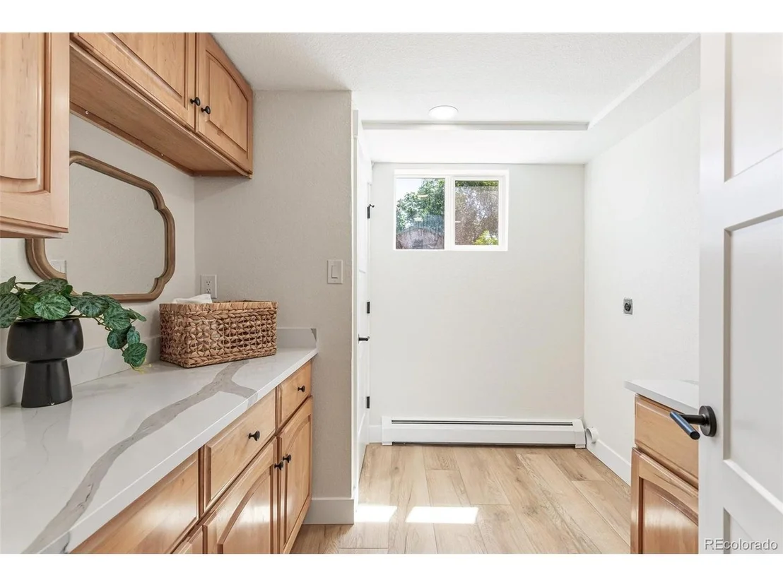 Photo of 3100 W Denver Pl