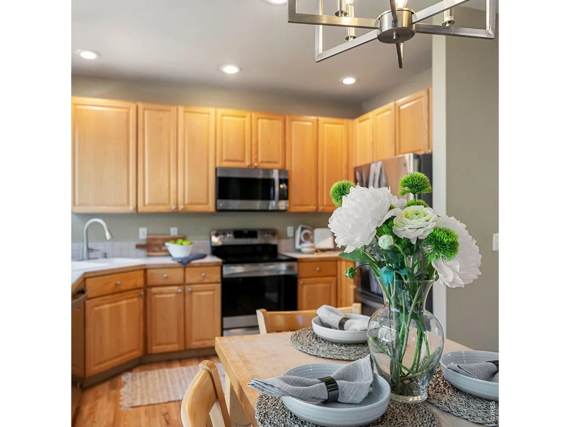 Photo of 339 Lodgewood Pt