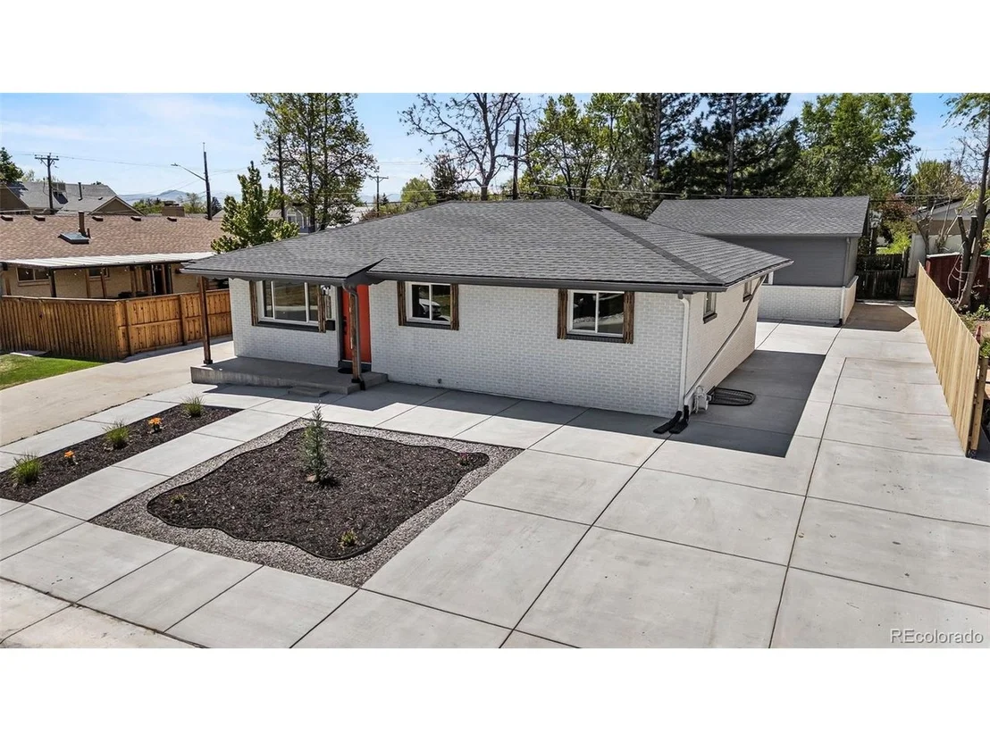 Photo of 6411 Marshall