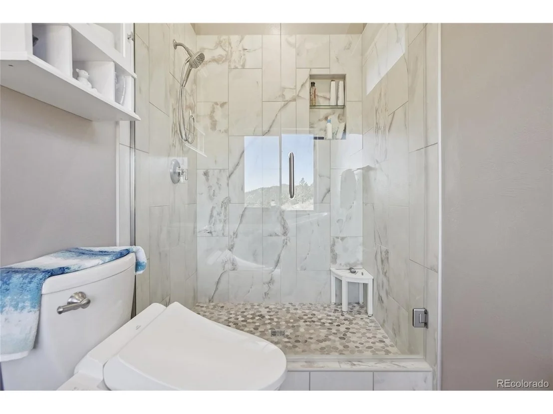 Photo of 884 Pine Hollow Road