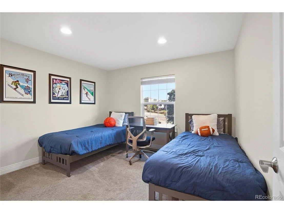 Photo of 5168 Silver Feather Cir
