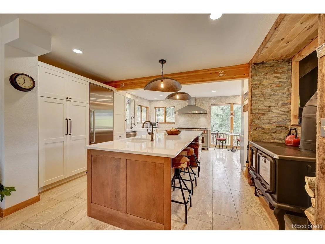 Photo of 6331 Bluebell Ln