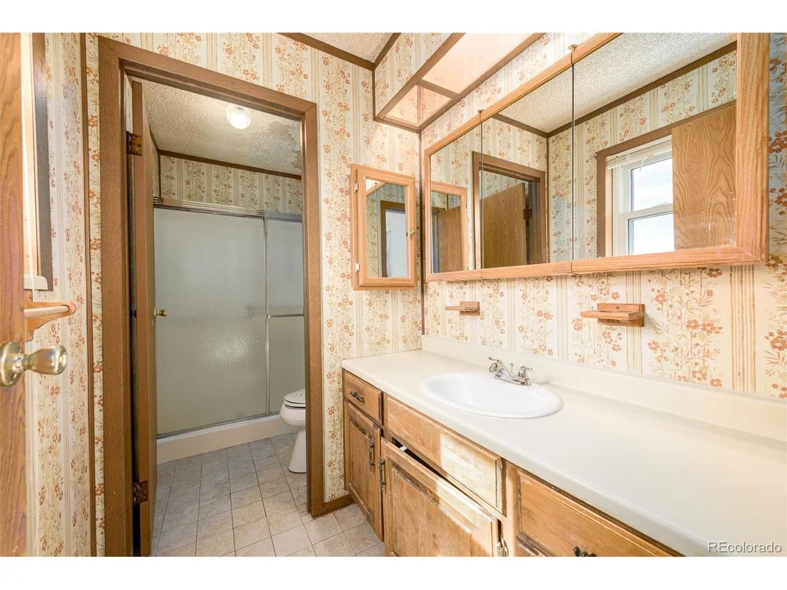 Photo of 8681 Bluegrass Cir