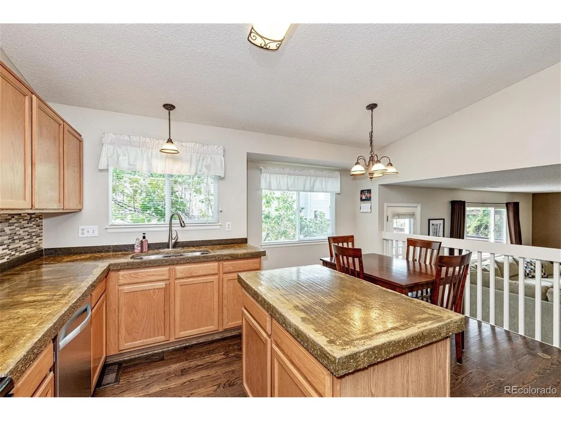 Photo of 9734 Moss Rose Cir