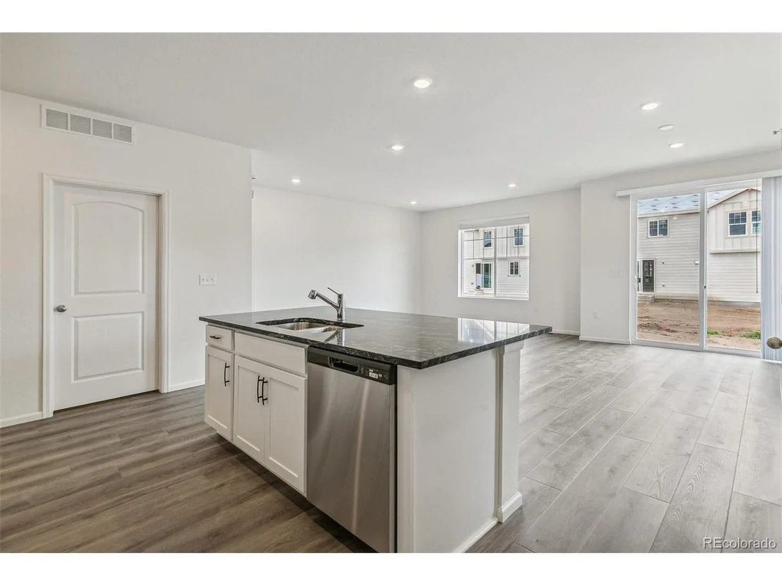 Photo of 1613 Bloom St