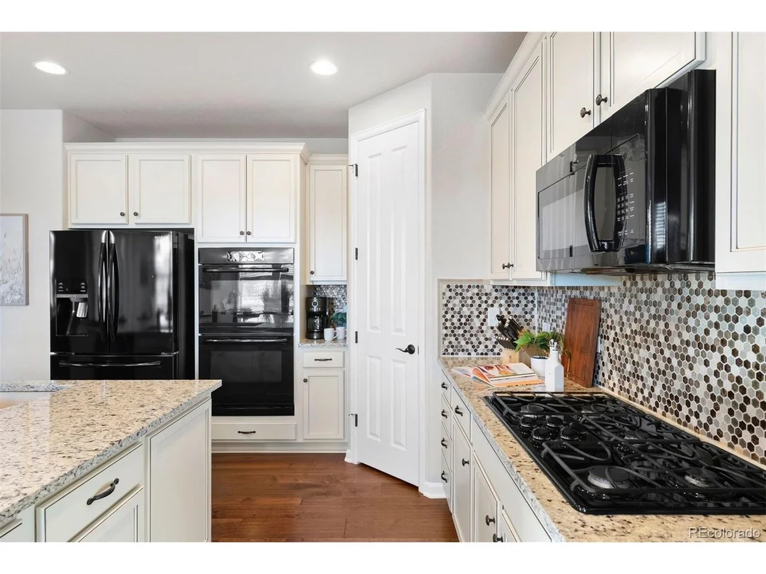 Photo of 352 Taurus Dr