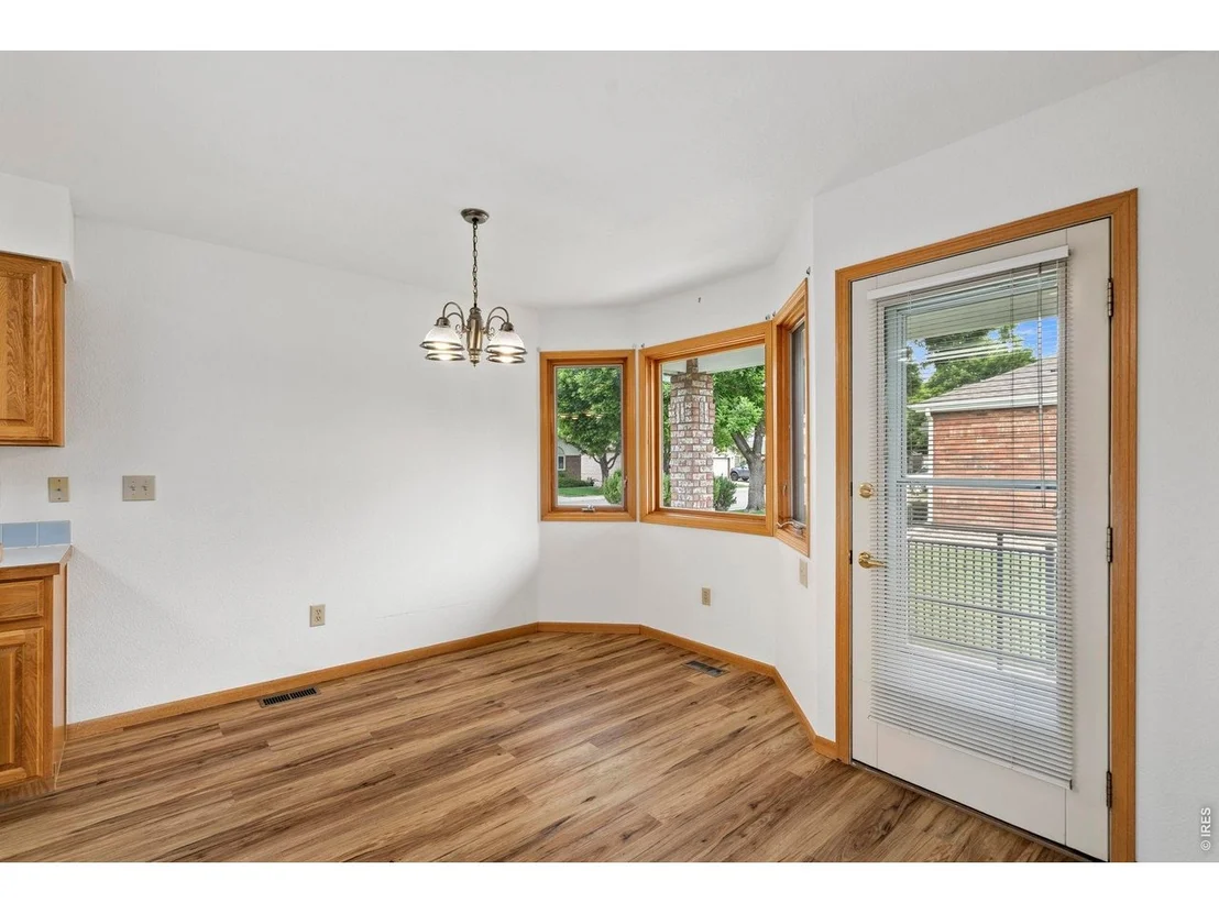 Photo of 532 Trailwood Cir