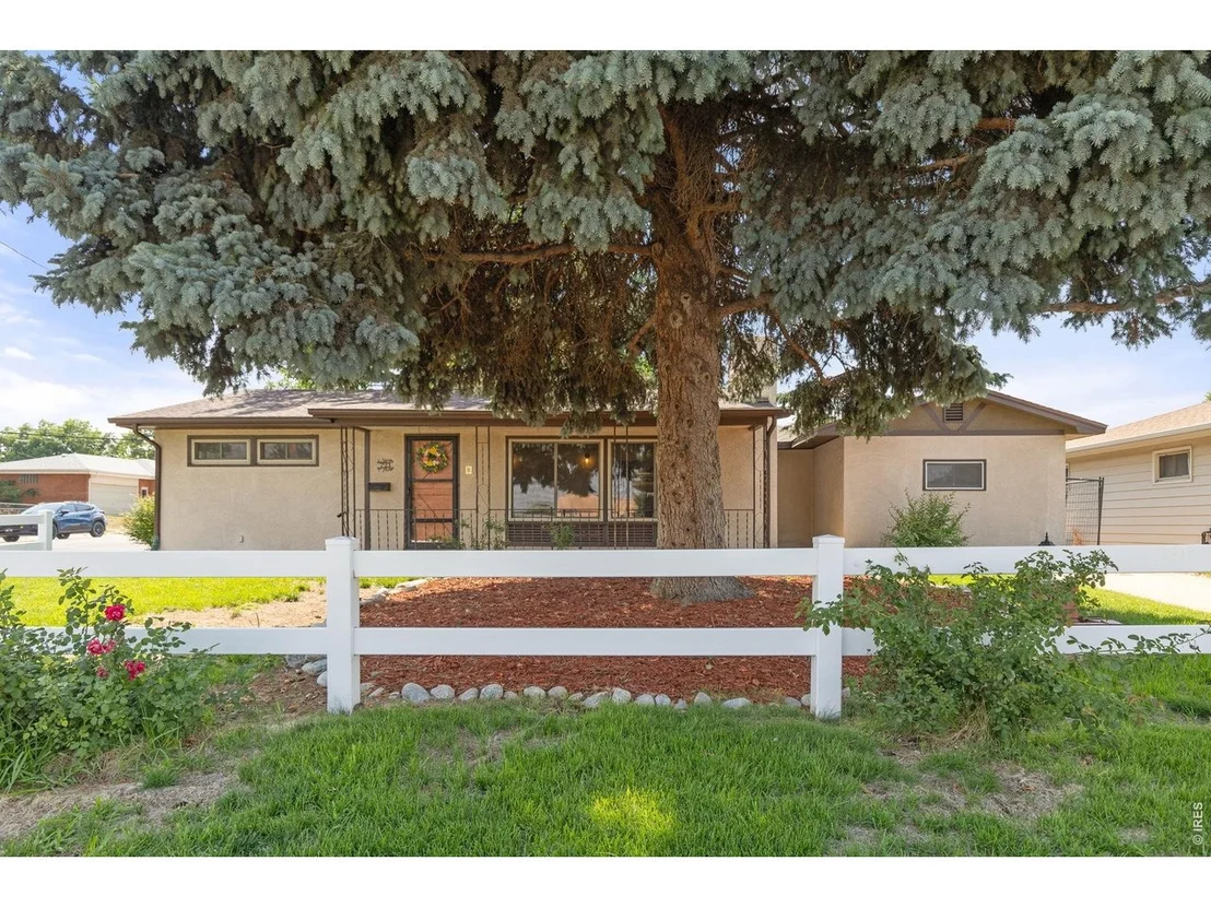 Photo of 721 35th Ave