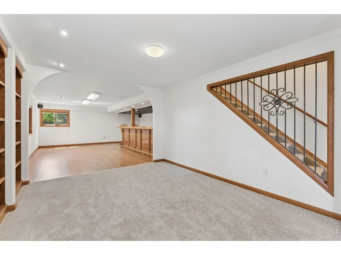 Photo of 2413 Willow Ln