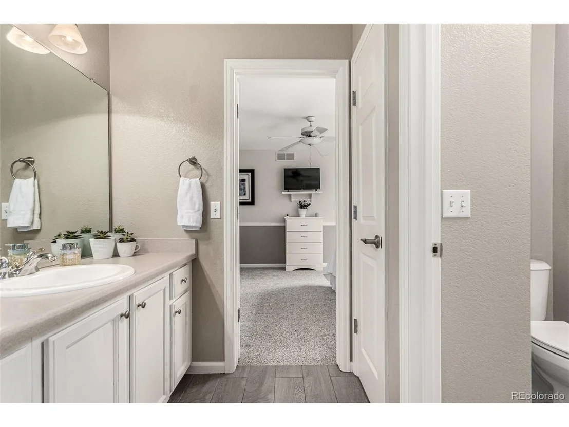 Photo of 392 Driftwood Cir