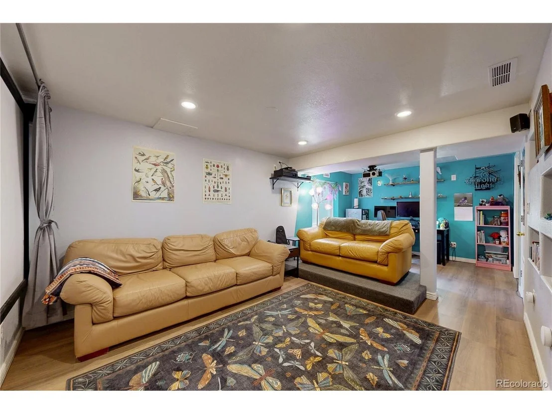 Photo of 3173 50th Ave