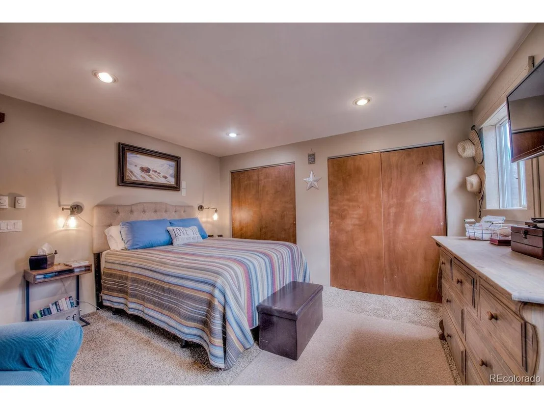 Photo of 888 Beaver Ridge Rd