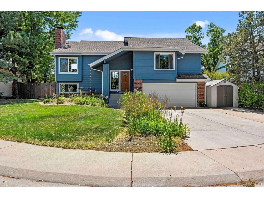 Photo of 8033 Marshall Cir