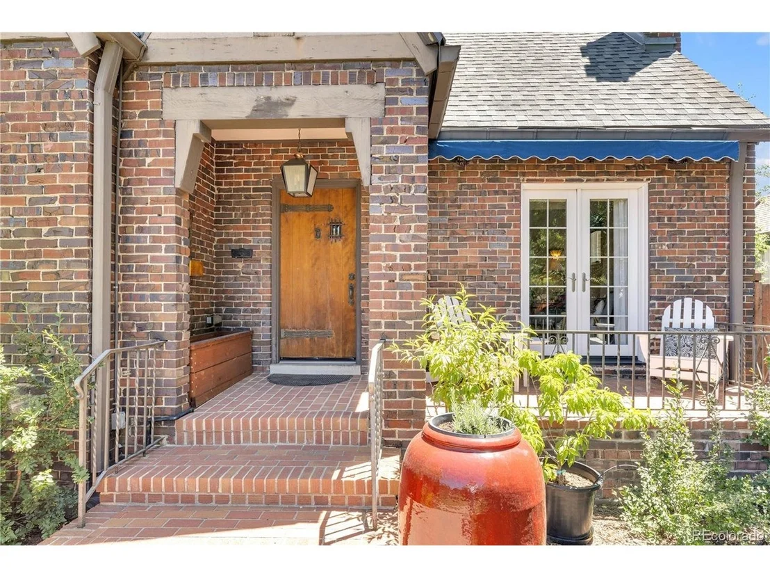 Photo of 520 Colorado Blvd