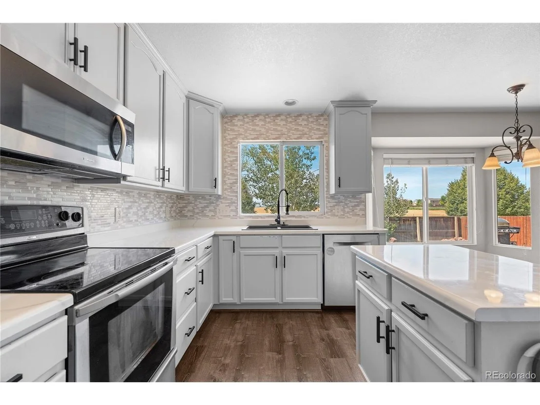 Photo of 9941 Chambers Dr