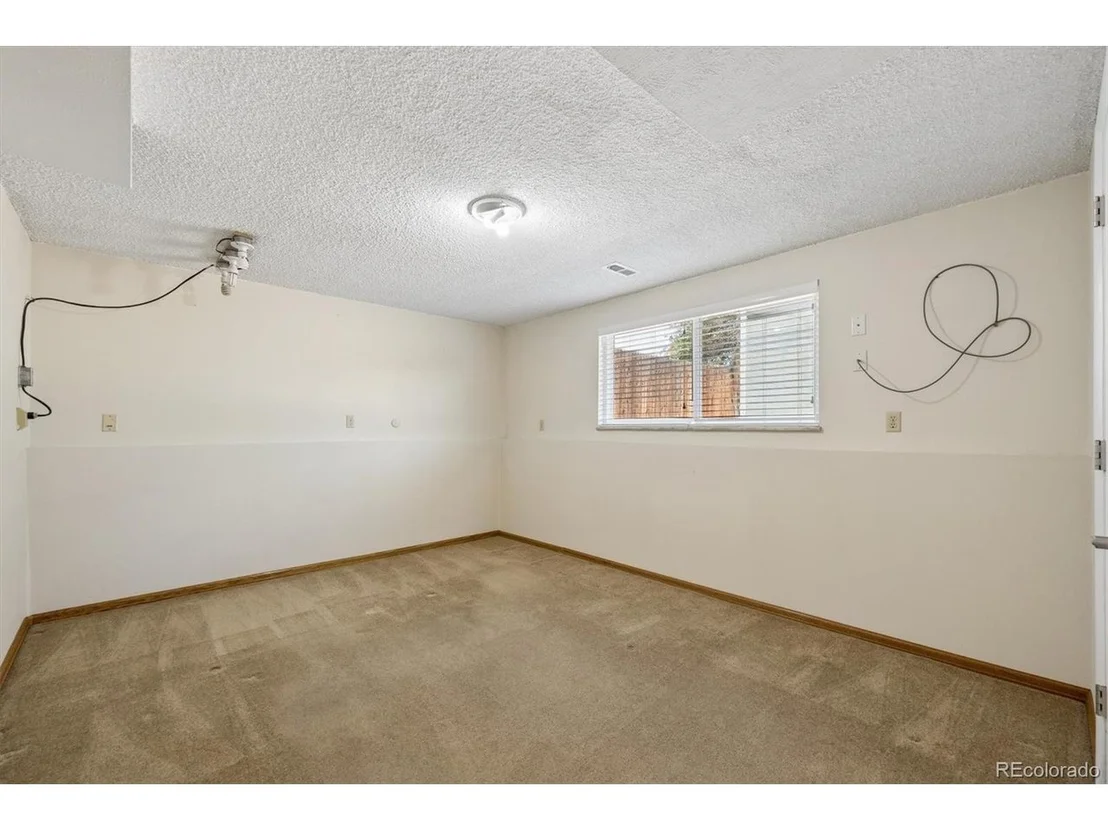 Photo of 13043 King Cir