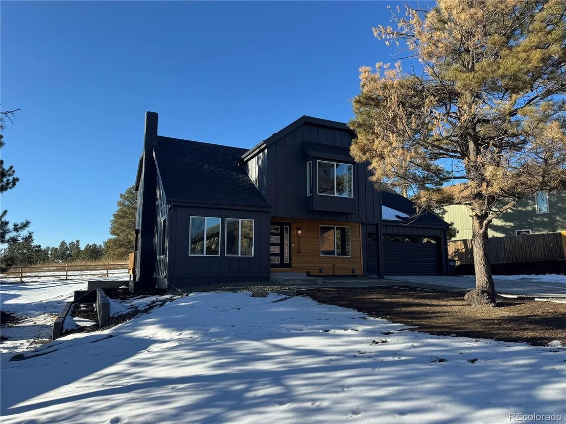 Photo of 7250 N Hyperion Way